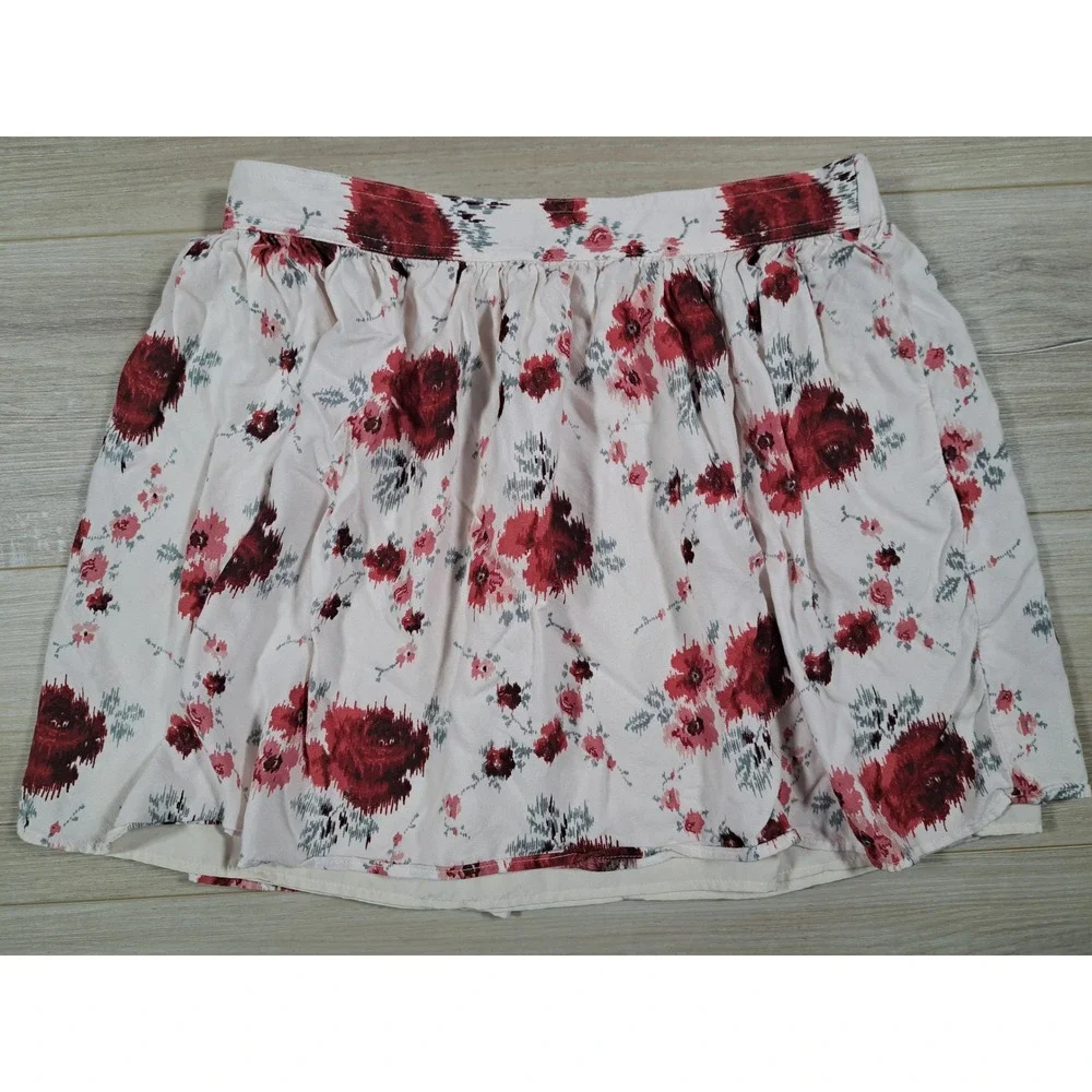 American Eagle Outfitters Floral Mini Skirt Red Cream Rose Viscose Small S/P Y2K